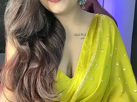 Snapshot of shanayaaa_1 chatting on 09-17-25, 06:54 shanayaaa 1 online show from 09-17-25, 06:54