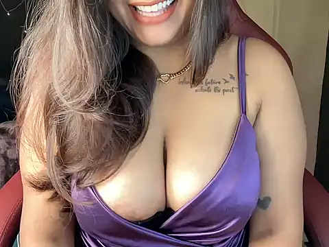Snapshot of shanayaaa_1 chatting on 03-03-25, 06:24 shanayaaa 1 online show from 03-03-25, 06:24