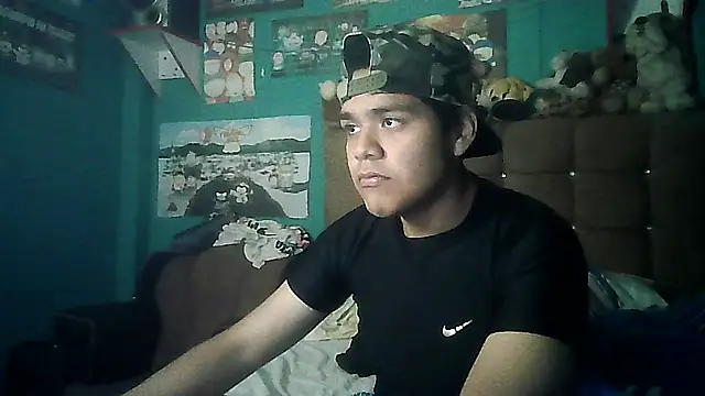 Valesh20 online show from 11-18-25, 01:10