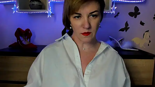 Snapshot of feliziaDesire chatting on 03-15-25, 10:03 feliziaDesire online show from 03-15-25, 10:03