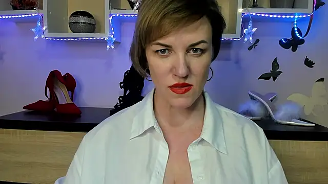 Snapshot of feliziaDesire chatting on 02-23-25, 09:05 feliziaDesire online show from 02-23-25, 09:05
