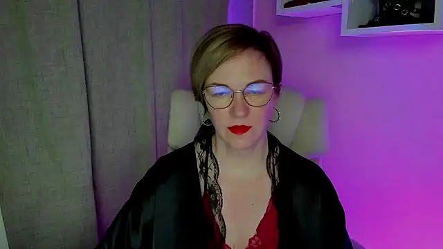 Snapshot of feliziaDesire chatting on 07-23-26, 02:53 feliziaDesire online show from 07-23-26, 02:53