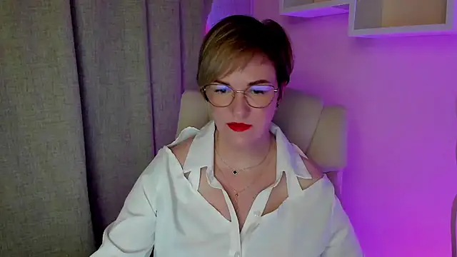 Snapshot of feliziaDesire chatting on 07-09-26, 05:52 feliziaDesire online show from 07-09-26, 05:52