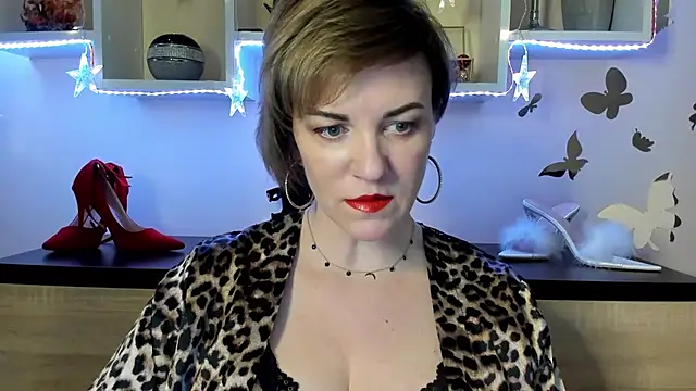 Snapshot of feliziaDesire chatting on 03-01-25, 07:08 feliziaDesire online show from 03-01-25, 07:08