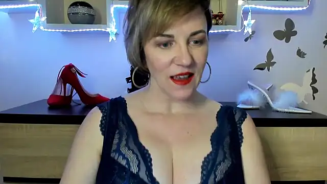 Snapshot of feliziaDesire chatting on 03-05-25, 07:06 feliziaDesire online show from 03-05-25, 07:06