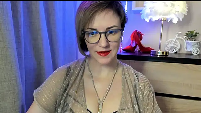 Snapshot of feliziaDesire chatting on 10-05-25, 08:16 feliziaDesire online show from 10-05-25, 08:16