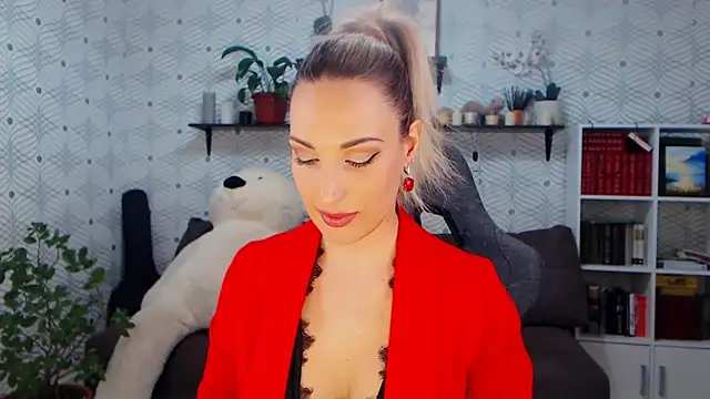 MillaXQueen online show from 03-19-26, 02:28