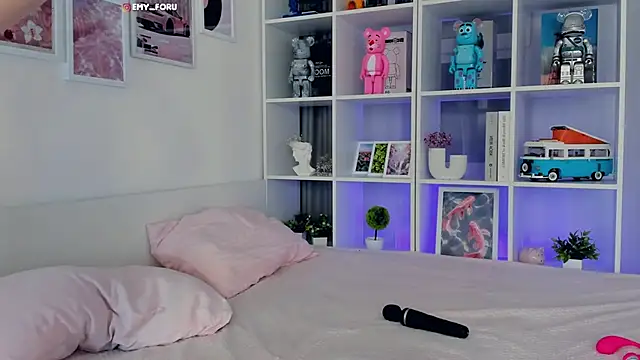 Emilyrighter1 online show from 12-13-25, 08:04