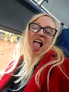 martachatte online show from 11-18-25, 10:40