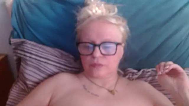 martachatte online show from 07-06-26, 06:20