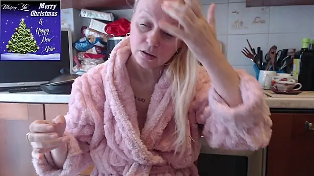 martachatte online show from 12-22-25, 08:36