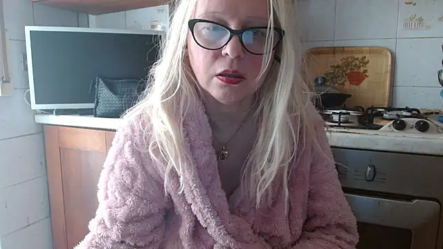 martachatte online show from 05-03-26, 07:35