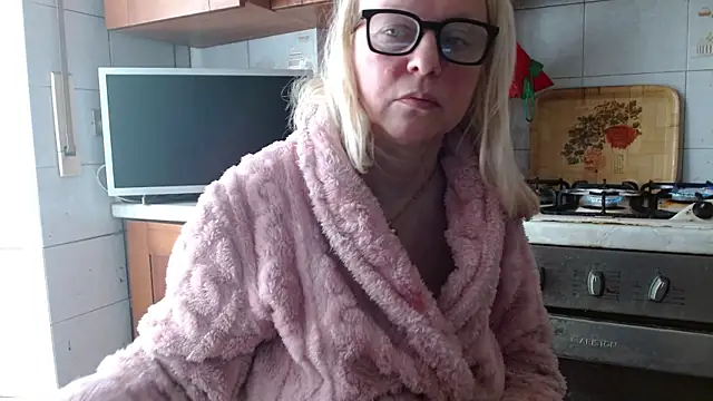 martachatte online show from 04-24-26, 06:48