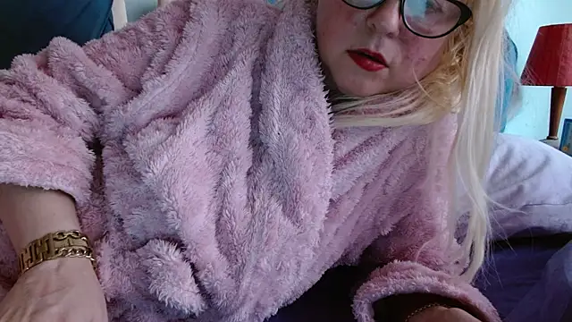 martachatte online show from 04-30-26, 08:21