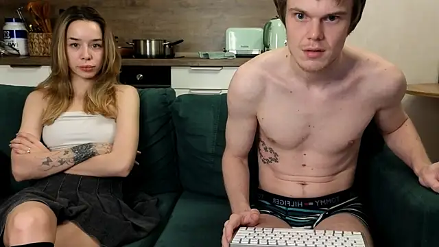 hornyassfuk1 online show from 10-04-25, 10:22