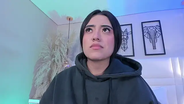 Rebeca jones online show from 11-01-25, 01:16