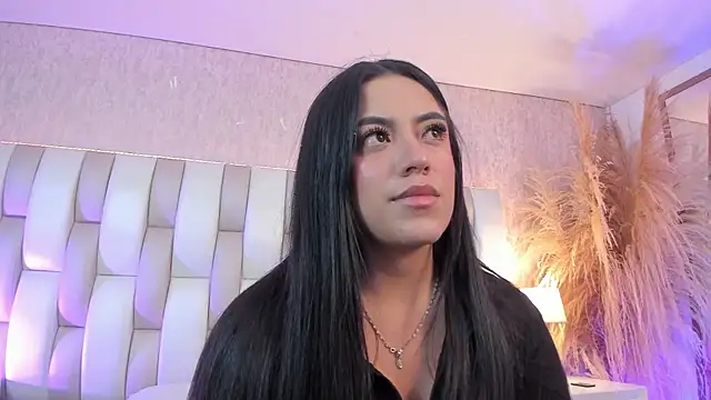 Rebeca jones online show from 07-13-26, 12:04