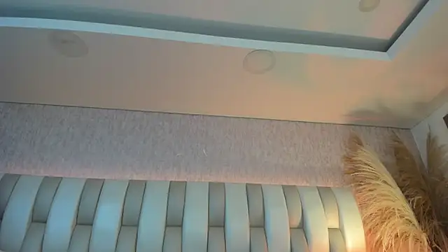 Rebeca jones online show from 04-07-26, 12:07