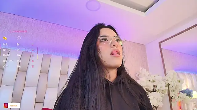 Snapshot of Rebeca_jones chatting on 03-17-25, 01:08 Rebeca jones online show from 03-17-25, 01:08