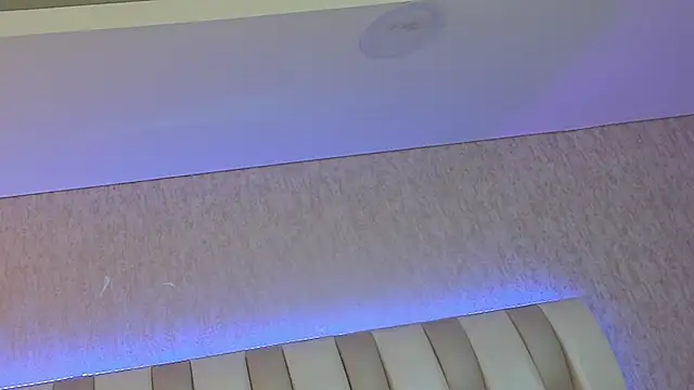 Rebeca jones online show from 05-12-26, 12:22