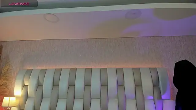 Rebeca jones online show from 02-11-26, 12:16