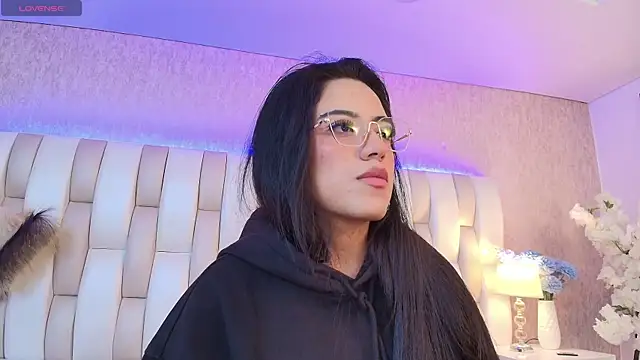 Snapshot of Rebeca_jones chatting on 03-21-25, 01:01 Rebeca jones online show from 03-21-25, 01:01