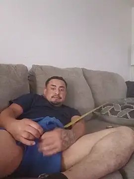 hungpenis210 online show from 06-07-26, 03:17