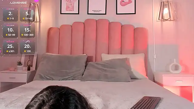 Ashleyy piink online show from 04-15-26, 08:31