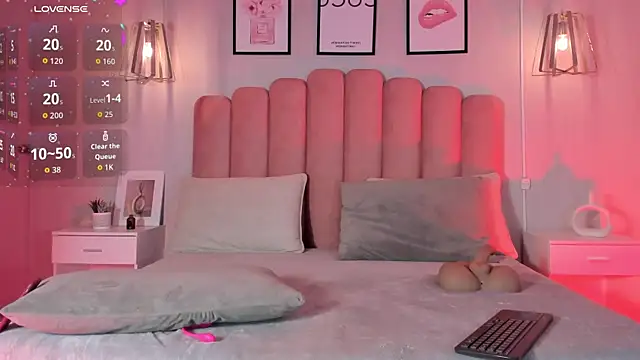 Ashleyy piink online show from 04-17-26, 03:37