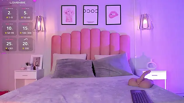 Snapshot of Ashleyy_piink chatting on 04-20-26, 03:57 Ashleyy piink online show from 04-20-26, 03:57