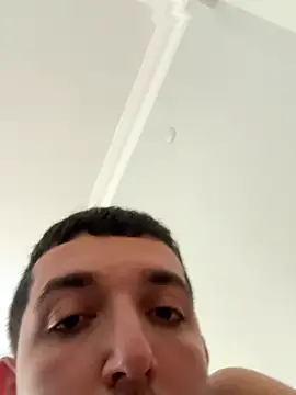 Snapshot of strange6696 chatting on 09-12-25, 10:04 strange6696 online show from 09-12-25, 10:04