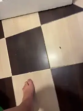 Snapshot of strange6696 chatting on 03-21-25, 09:45 strange6696 online show from 03-21-25, 09:45