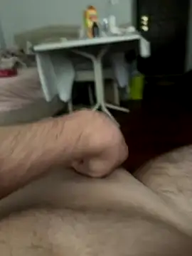 Snapshot of strange6696 chatting on 12-02-25, 01:24 strange6696 online show from 12-02-25, 01:24