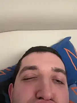 Snapshot of strange6696 chatting on 03-07-25, 11:07 strange6696 online show from 03-07-25, 11:07