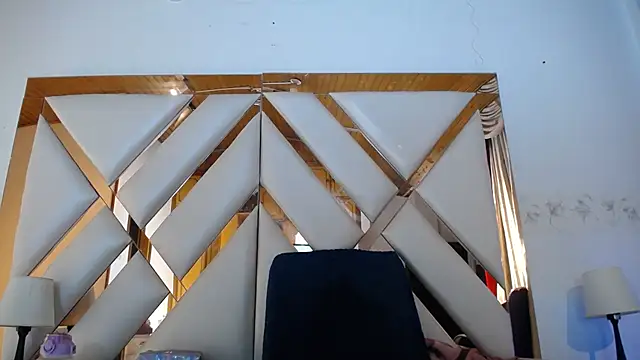 Snapshot of nathaly_low1 chatting on 03-06-26, 12:44 nathaly low1 online show from 03-06-26, 12:44