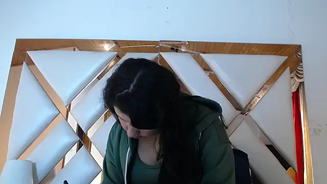 Snapshot of nathaly_low1 chatting on 04-06-26, 12:50 nathaly low1 online show from 04-06-26, 12:50