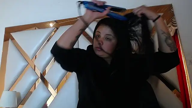 nathaly low1 online show from 04-21-26, 12:45