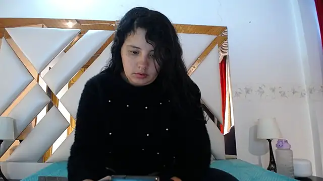 Snapshot of nathaly_low1 chatting on 03-07-26, 12:21 nathaly low1 online show from 03-07-26, 12:21
