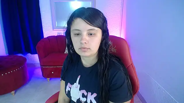 nathaly low1 online show from 06-17-26, 12:15