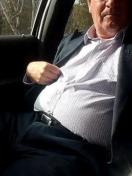 stiffandlubedxh online show from 11-26-25, 09:15