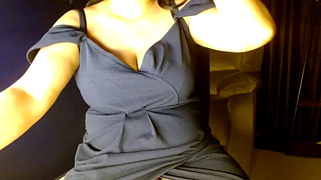 janifer001 online show from 03-20-26, 12:22