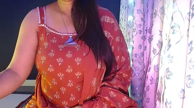 janifer001 online show from 12-25-24, 12:48
