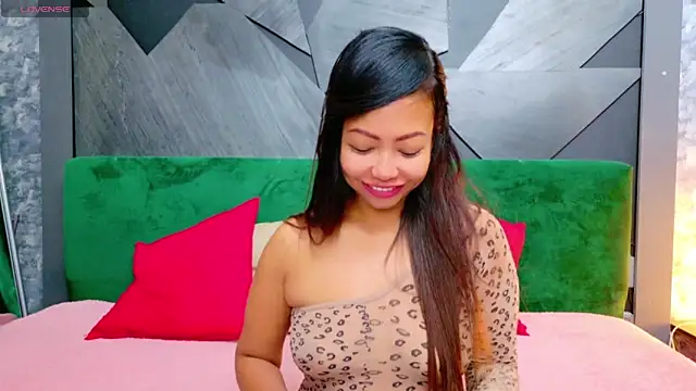 ElyaQuinn online show from 10-02-25, 07:34