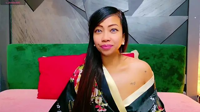 ElyaQuinn online show from 10-10-25, 06:58