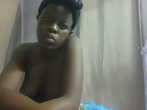 Snapshot of Sexy_Chocolate_Babe chatting on 03-10-25, 11:27 Sexy Chocolate Babe online show from 03-10-25, 11:27