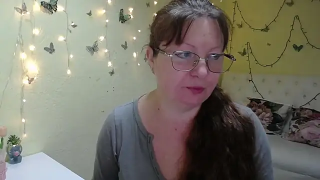 VanessaHotts online show from 03-13-26, 06:07