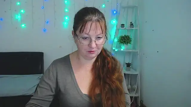 VanessaHotts online show from 11-07-25, 06:07