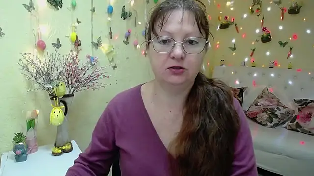 VanessaHotts online show from 04-10-26, 05:03
