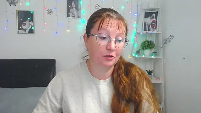 VanessaHotts online show from 10-03-25, 07:21