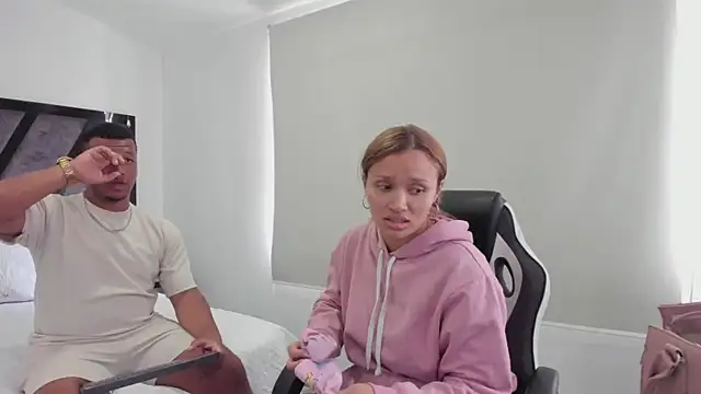 AnnieAndStefan online show from 03-11-26, 02:33